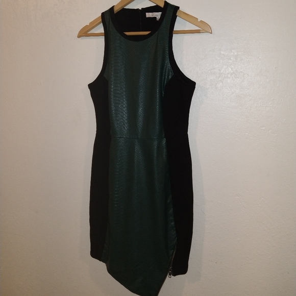 LOVERS & FRIENDS Simmer Croc Evergreen Dress - Picture 7 of 10